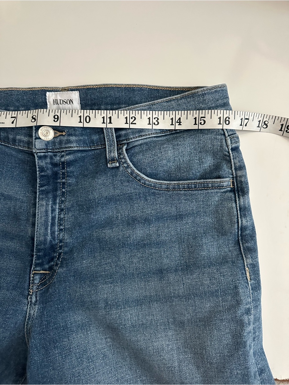Hudson Jeans Women's High-Rise Straight Light Blue Denim size 30 - Picture 10 of 15